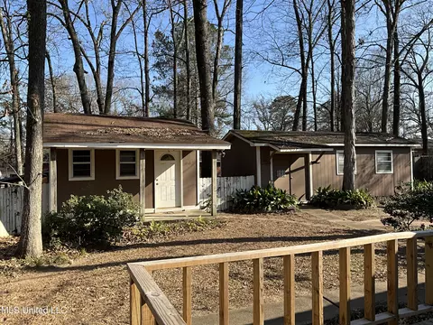 Exterior - 1409 Post Rd, Clinton, MS 39056 photo 9 of 10
