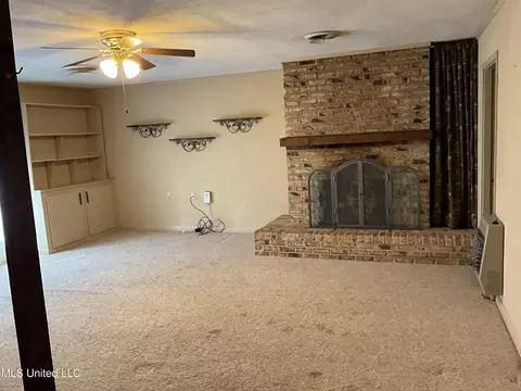Living - 1409 Post Rd, Clinton, MS 39056 photo 1 of 7