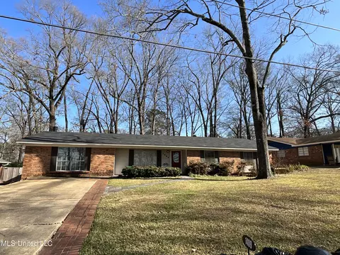 Exterior - 1409 Post Rd, Clinton, MS 39056 photo 3 of 10