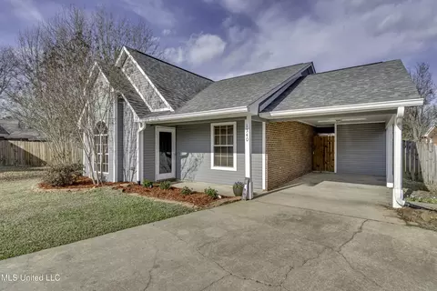 1340 Barnett Bend Cir, Brandon, MS 39047