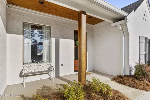 135 Hampton Rdg, Madison, MS 39110 photo 3