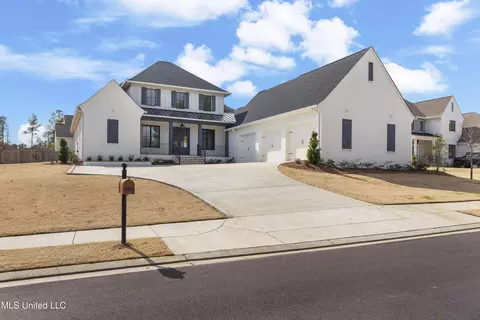 Exterior - 111 Eastwick Dr, Madison, MS 39110 photo 4 of 15