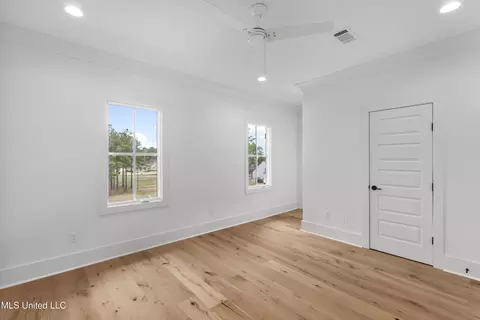 Bedroom - 111 Eastwick Dr, Madison, MS 39110 photo 10 of 16