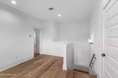 Entry Way - 111 Eastwick Dr, Madison, MS 39110 photo 11 of 14