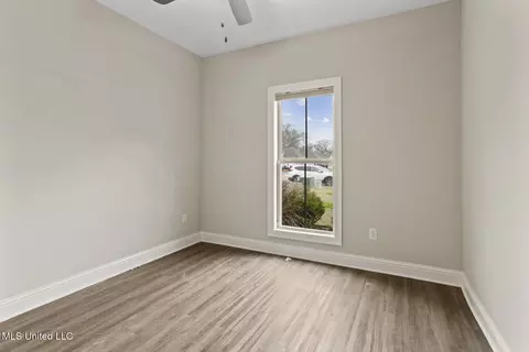 Bedroom - 329 Willow Way, Canton, MS 39046 photo 3 of 4