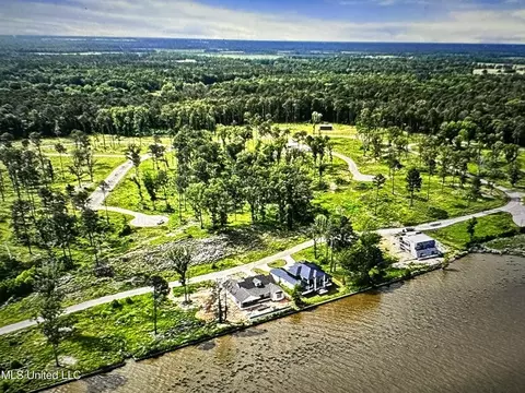 136 Apollo Way, Canton, MS 39046 photo 2