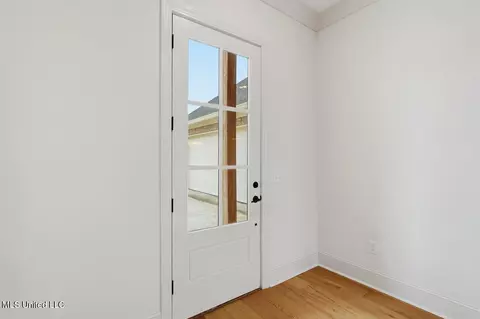 Entry Way - 180 Catherine Blvd, Clinton, MS 39056 photo 1 of 1