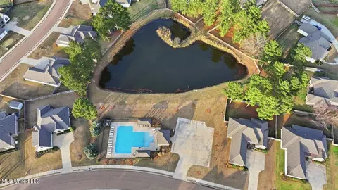View/Area - 180 Catherine Blvd, Clinton, MS 39056 photo 1 of 32