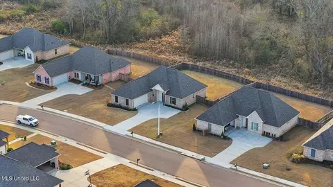 View/Area - 180 Catherine Blvd, Clinton, MS 39056 photo 9 of 32