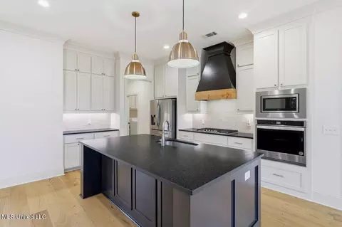 Kitchen - 180 Catherine Blvd, Clinton, MS 39056 photo 1 of 3