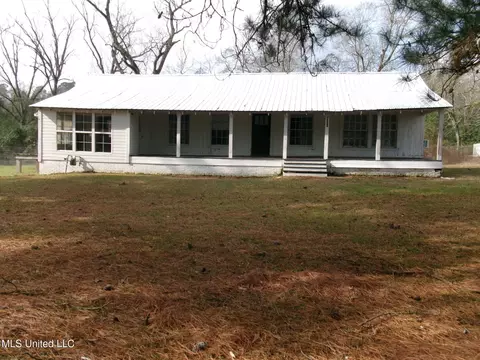 Exterior - 3807 Front St, Silver Creek, MS 39663 photo 2 of 8