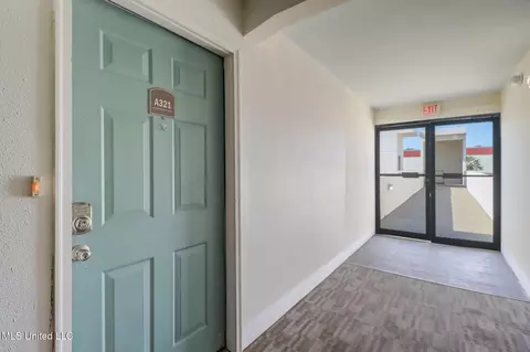 2046 Beach Blvd #A321, Biloxi, MS 39531