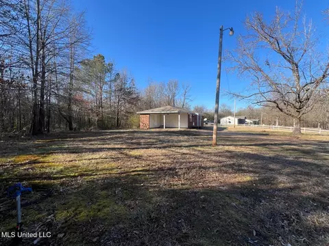 Exterior - 769 Mays Rd, Coldwater, MS 38618 photo 3 of 9