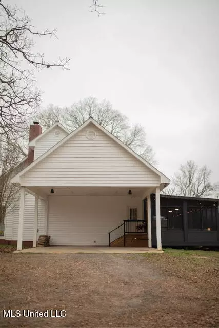 Exterior - 280 Red Allen, Brandon, MS 39042 photo 19 of 24