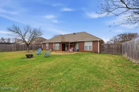 Exterior - 608 Summer Pl, Flowood, MS 39232 photo 5 of 5