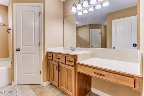 Other - 905 Fairway Pointe Cv, Hernando, MS 38632 photo 6 of 11