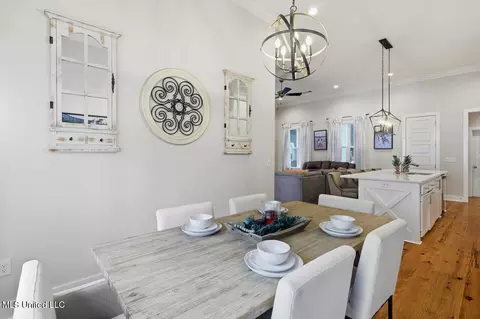 Dining - 1154 Sanctuary Dr, Brandon, MS 39042 photo 2 of 2