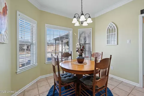 Dining - 4445 Robertson Gin Rd, Hernando, MS 38632 photo 1 of 2