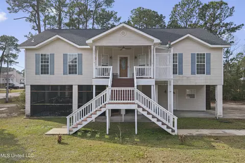 503 Royal Oak, Pass Christian, MS 39571