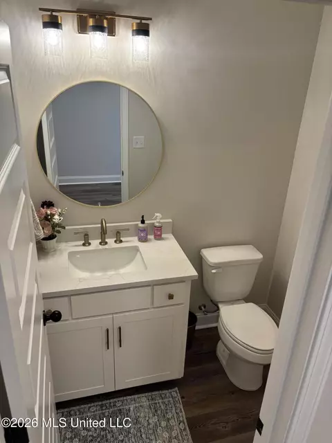 Bath - 5228 Crick Ln, Hernando, MS 38632 photo 1 of 6