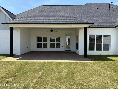 Exterior - 5228 Crick Ln, Hernando, MS 38632 photo 5 of 5