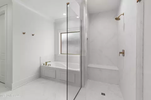 Bath - 104 Grayson Way, Madison, MS 39110 photo 1 of 2