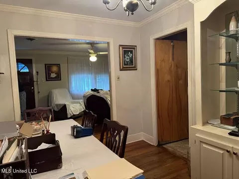 Dining - 309 Armstrong St, Natchez, MS 39120 photo 2 of 2