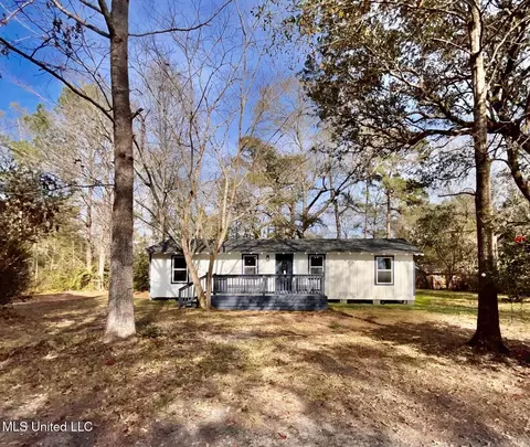 10032 Johns Bayou Rd, Vancleave, MS 39565