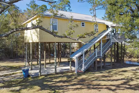 10450 Mississippi 603, Bay Saint Louis, MS 39520