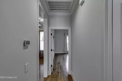 Entry Way - 169 Shore View Dr, Madison, MS 39110 photo 3 of 3