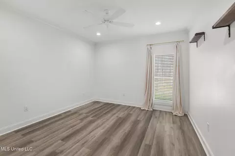 Bedroom - 104 Shore View Cv, Madison, MS 39110 photo 2 of 4