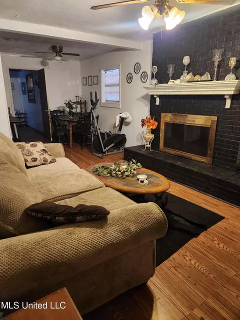 Other - 1166 Killarney St, Jackson, MS 39212 photo 4 of 7