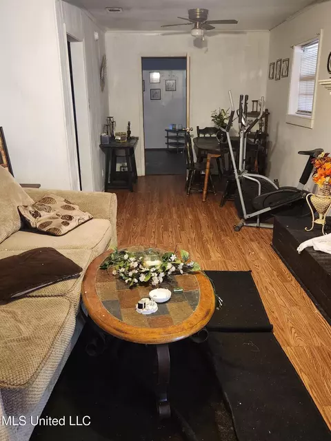 Other - 1166 Killarney St, Jackson, MS 39212 photo 3 of 7