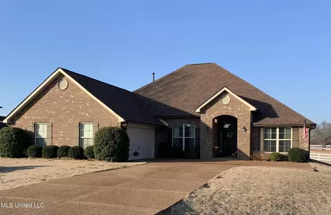 4946 Arrowhead Ln, Olive Branch, MS 38654