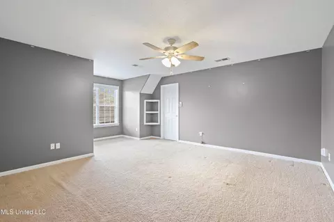 Bedroom - 328 E Crockett Loop, Hernando, MS 38632 photo 5 of 6