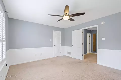 Bedroom - 328 E Crockett Loop, Hernando, MS 38632 photo 4 of 6