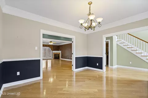 Dining - 328 E Crockett Loop, Hernando, MS 38632 photo 1 of 1