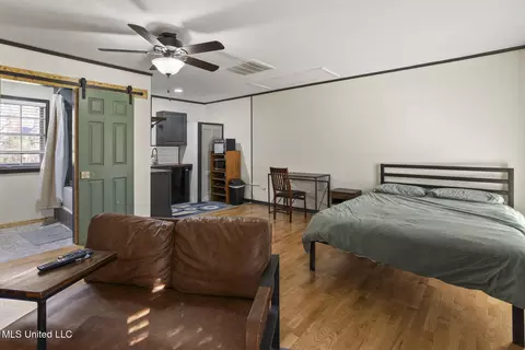 Bedroom - 1405 Riverwood Dr, Jackson, MS 39211 photo 5 of 5