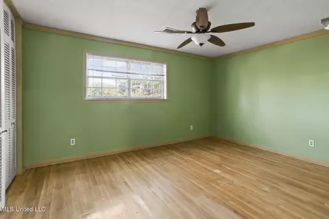 Bedroom - 1405 Riverwood Dr, Jackson, MS 39211 photo 4 of 5