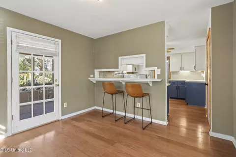 Dining - 1405 Riverwood Dr, Jackson, MS 39211 photo 3 of 3