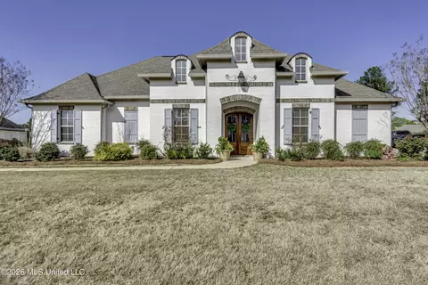 308 E Lake Dr, Madison, MS 39110