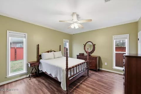Bedroom - 306 Garden Dr, Brandon, MS 39042 photo 1 of 2