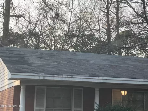 2005 Oakhurst Dr, Jackson, MS 39204 photo 3