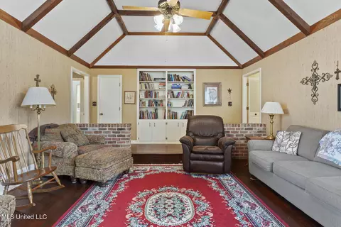 66 Terrapin Dr, Brandon, MS 39042 photo 5