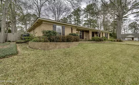 201 Whippoorwill Rd, Brandon, MS 39047 photo 3