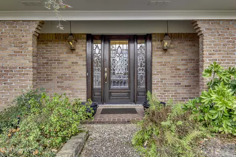 201 Whippoorwill Rd, Brandon, MS 39047 photo 2