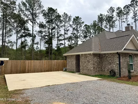 Exterior - 129 Debert Adams Rd, Lucedale, MS 39452 photo 4 of 9