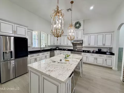 Kitchen - 129 Debert Adams Rd, Lucedale, MS 39452 photo 7 of 8