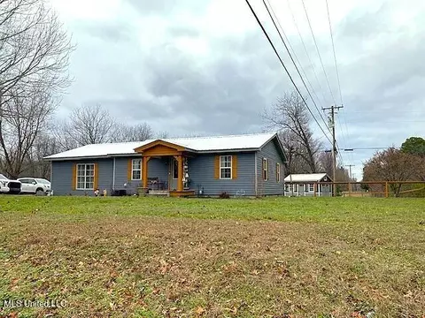 5018 W Days Rd, Lake Cormorant, MS 38641