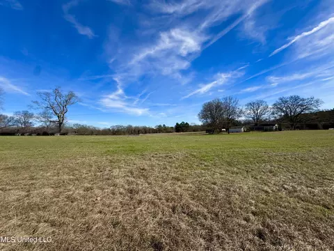 Exterior - 2720 Davis Rd, Terry, MS 39170 photo 3 of 16